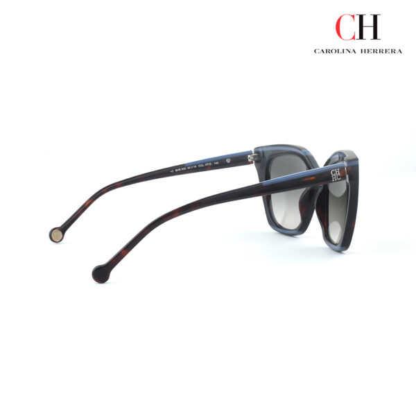 Carolina Harrera SHE 832 04